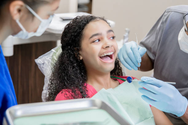 Best Emergency Dental Services for Seniors in Rock Port, MO
